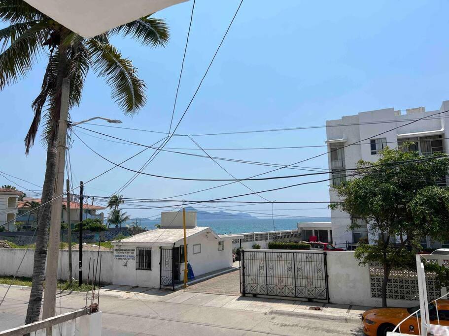 曼萨尼约Departamento Todo Cerca Playa Azul公寓 外观 照片